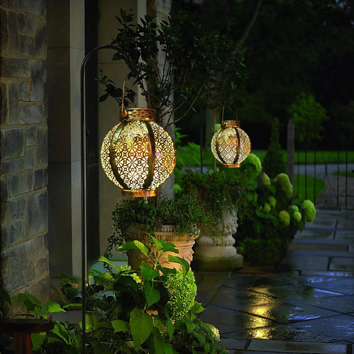 Waterproof Solar Lamp Retro Hollow Lantern Light Outdoor Hanging   Landscape Lighting Wrought Iron Garden Decorative Lanterns
