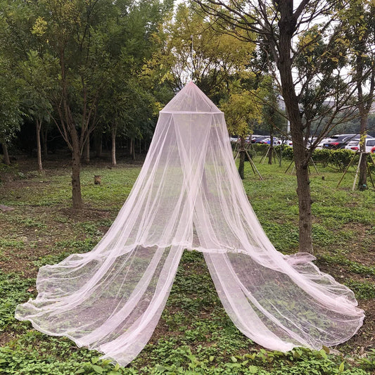 Mosquito Nets Are Specially Available In Europe and The United States for Hanging, with A Dome and A Princess Pink Color